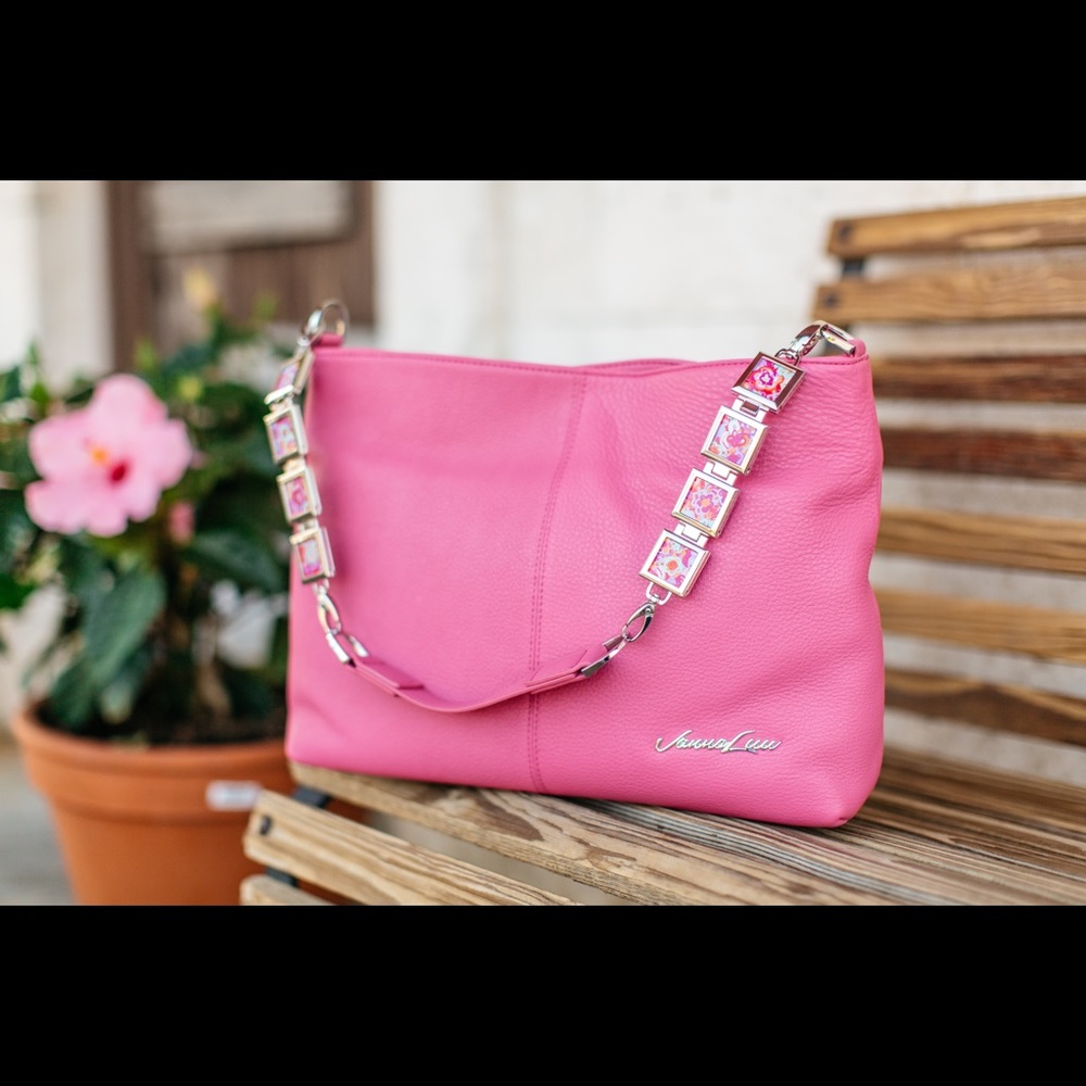 “Vienna” Locket Strap Handbag - Picture 3 of 7